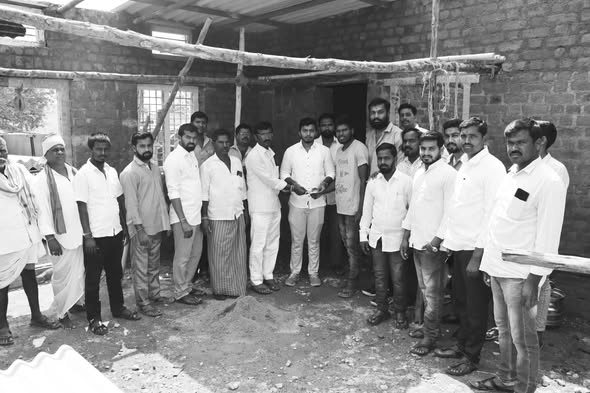 MDR Foundation Co-Founder Maadri PrithviRaj Doing Financial help at Patancheru