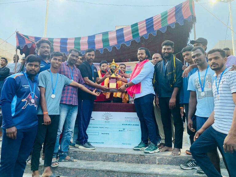 Maadri PrithviRaj attended Cricket Tournament Finals in Patancheru