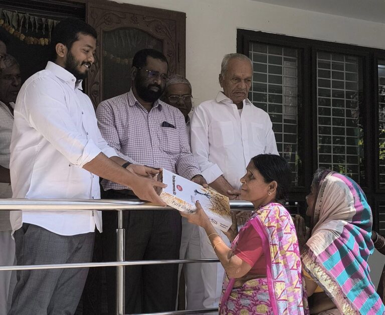 Maadri PrithviRaj Distribution Clothes