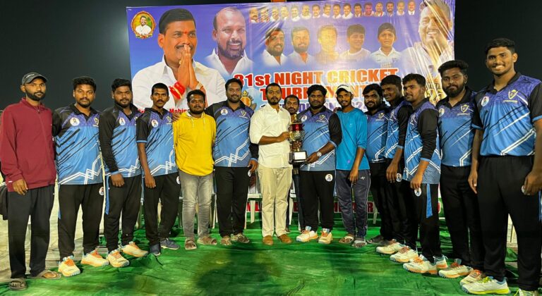 Maadri PrithviRaj attended 31st Night 'Cricket Tournament' in Patancheru