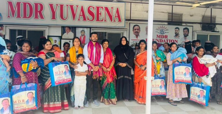 Maadri PrithviRaj Distributing Baby Kits