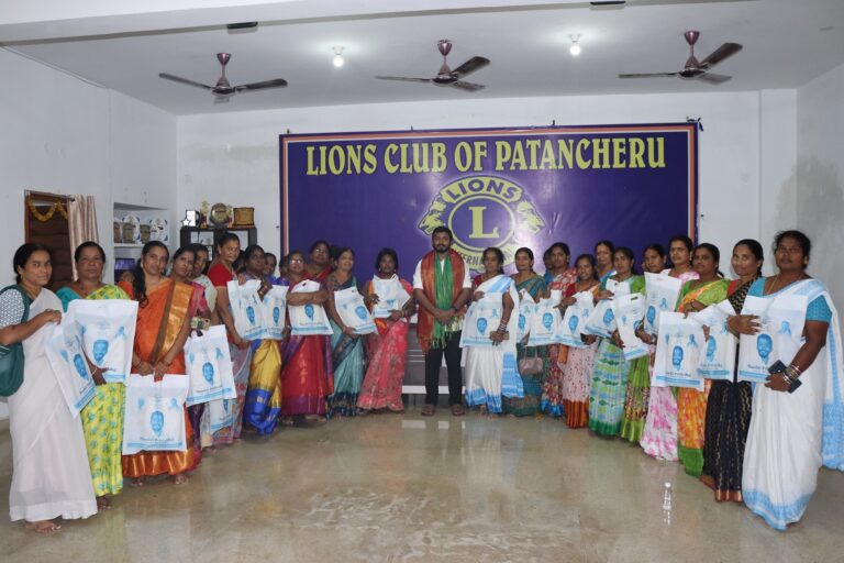 Maadri PrithviRaj Distributing Clothes