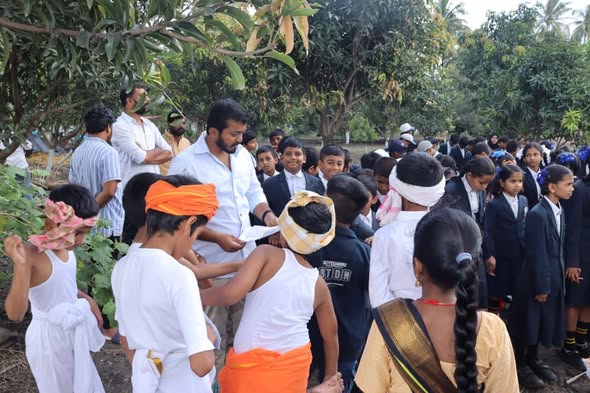Maadri PrithviRaj Farm Visit With Children