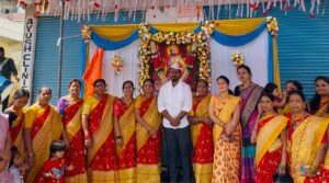 Maddri Prithviraj paying tribute to Chhatrapati Shivaji Maharaj in Patancheru